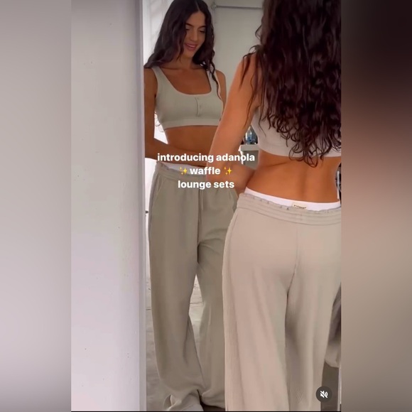 Adanola Waffle Lounge Set in Black - Picture 3 of 6